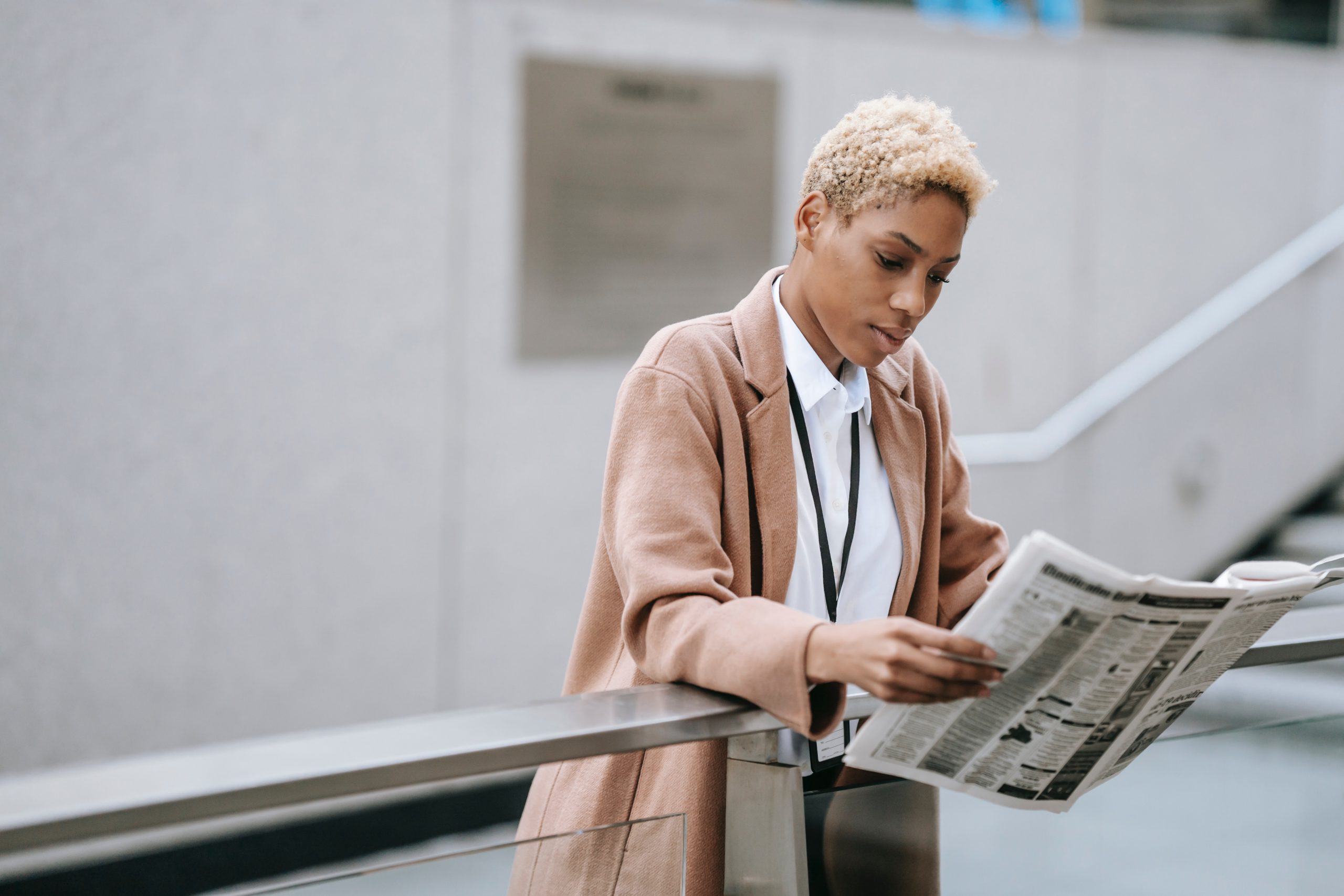 adverse media context